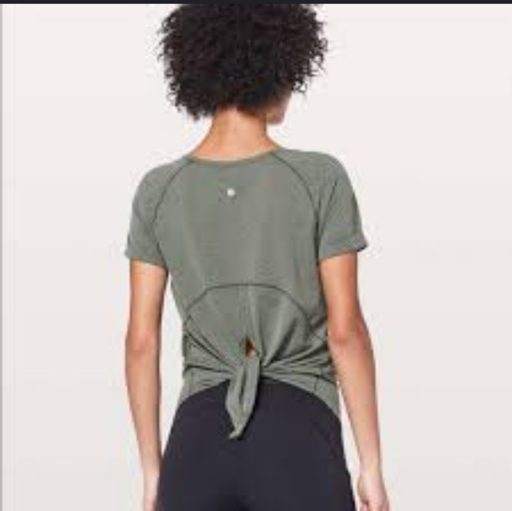 Lululemon Roll Sleeve Back Slit Yoga Top